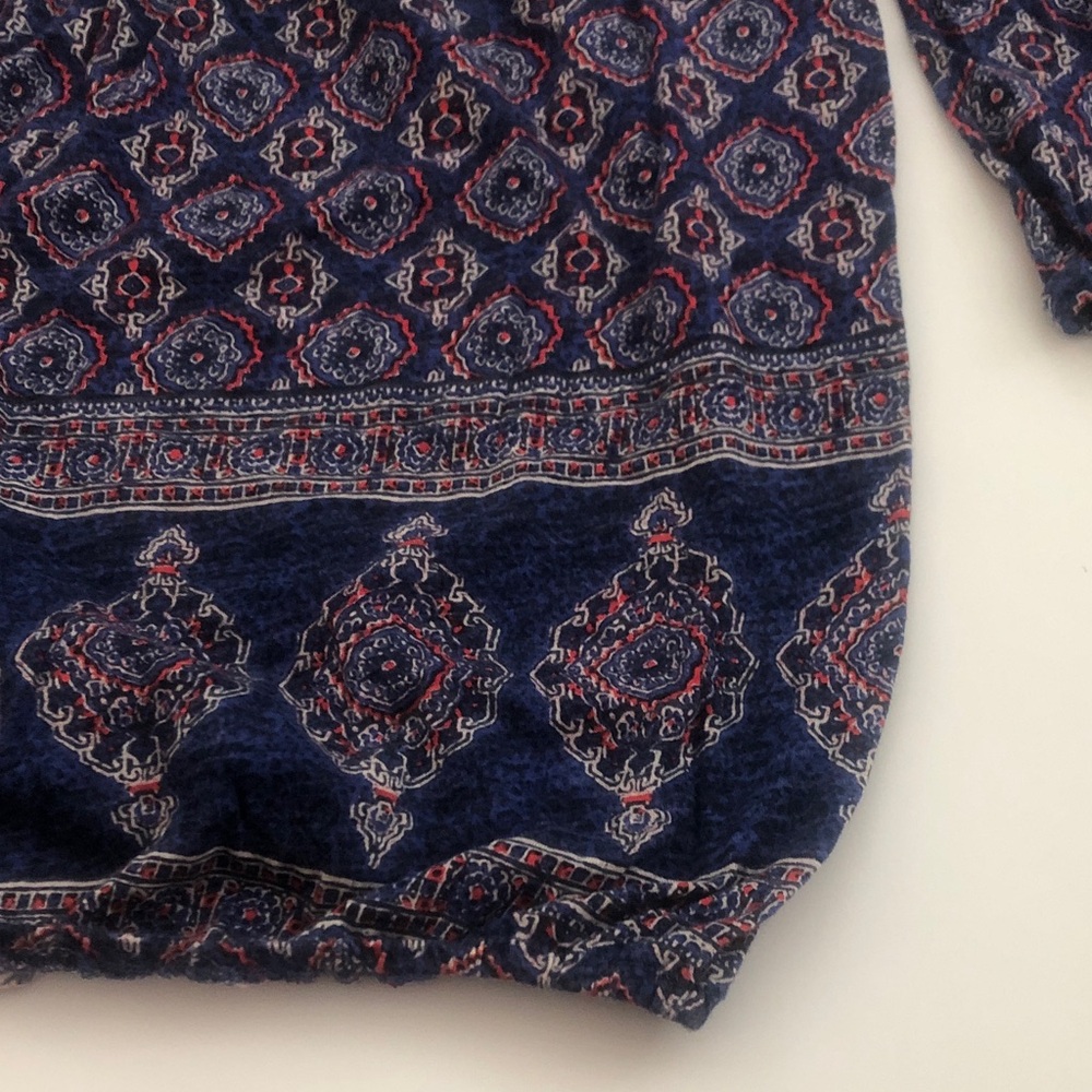 Lucky Brand M Top Blue Coral Pink Design soft stretchy elastic sleeve cuff - Picture 10 of 14